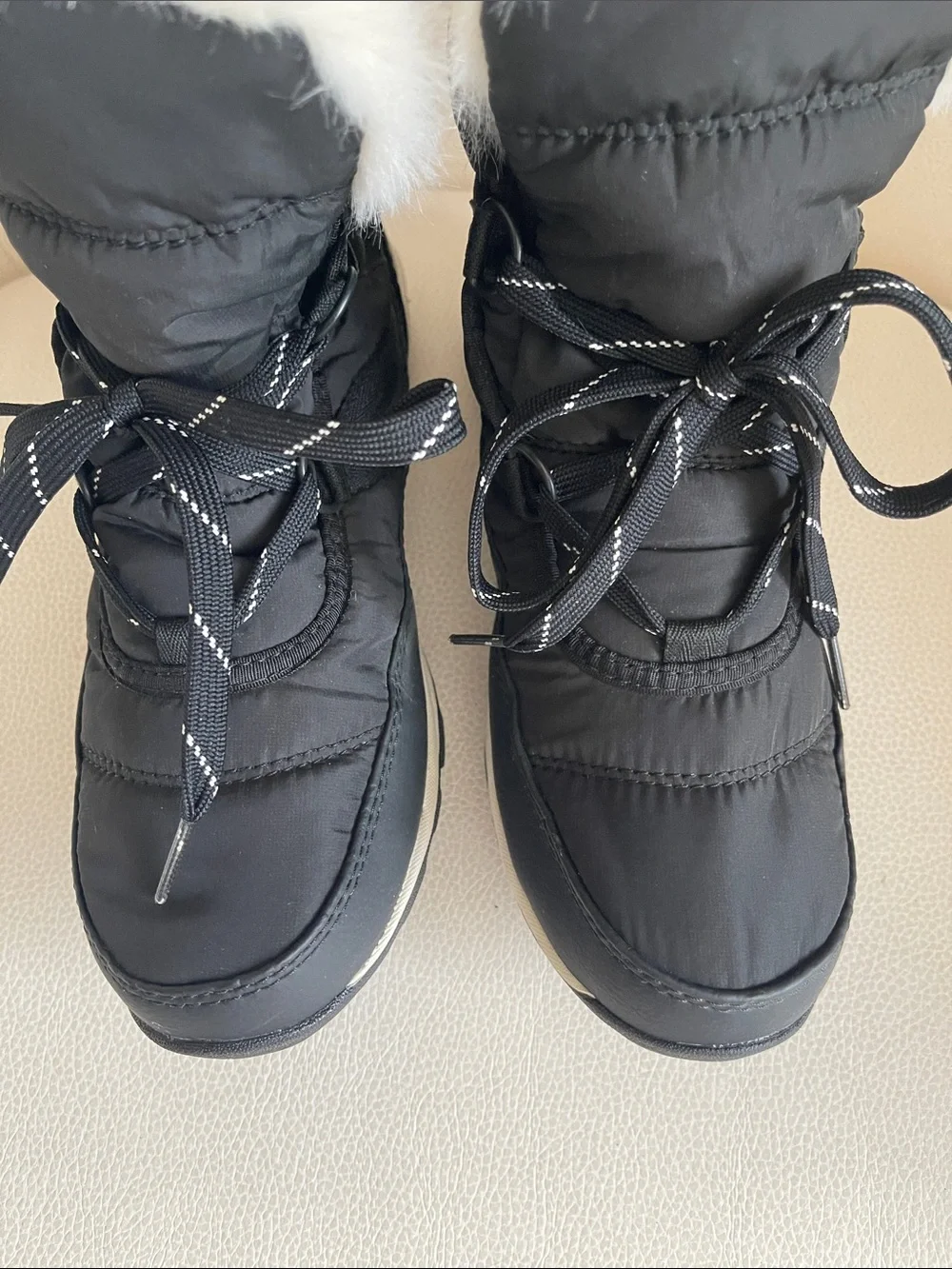 Sorel Women's Whitney Short Lace Black Snow Boots with White Faux Fur Trim